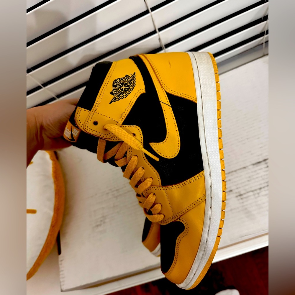 Air Jordan 1 Retro High OH’Pollen sizes 11
